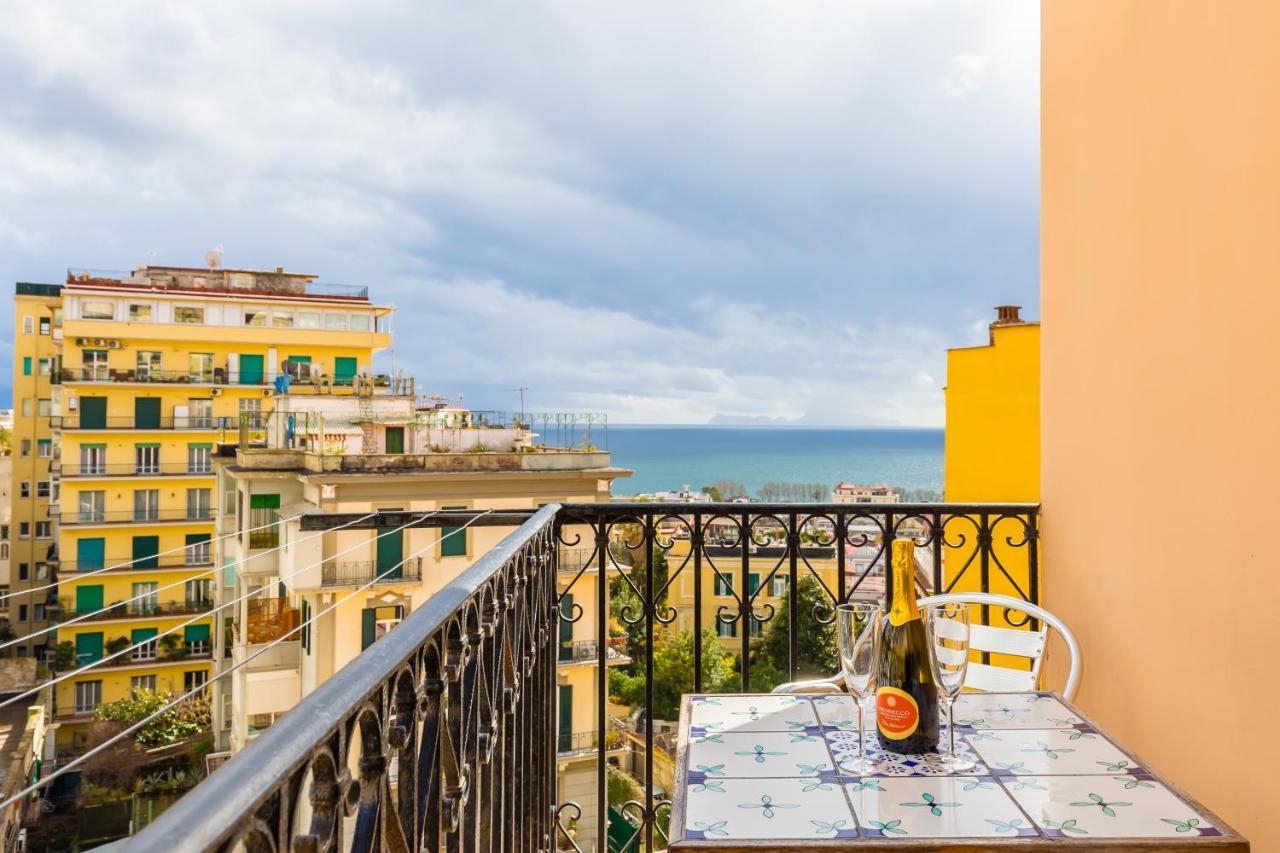 B&B Civico 33 Napoli Ngoại thất bức ảnh